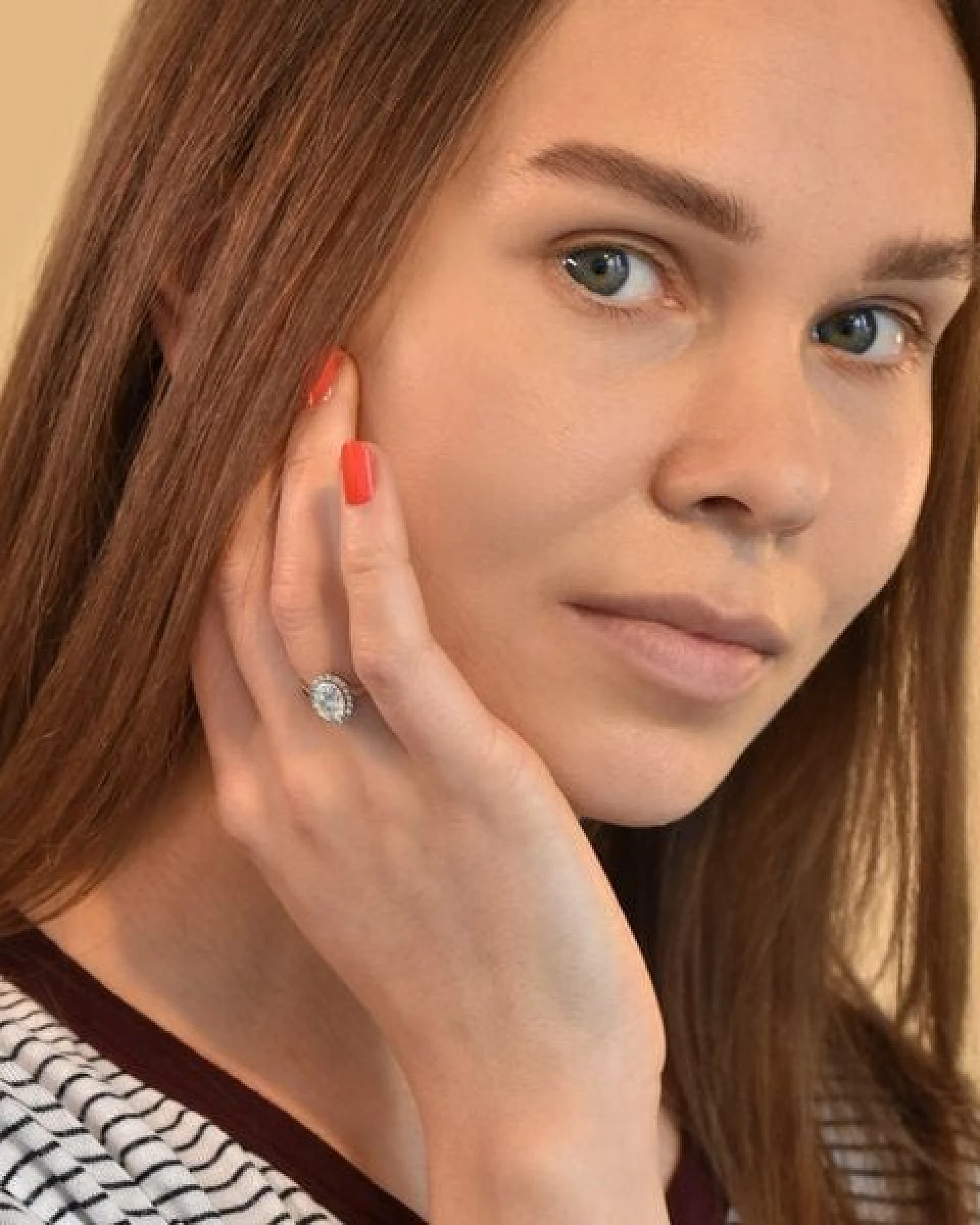Eppi Ring mit Moissanit und Lab Grown Diamanten Arya – Ansicht 3