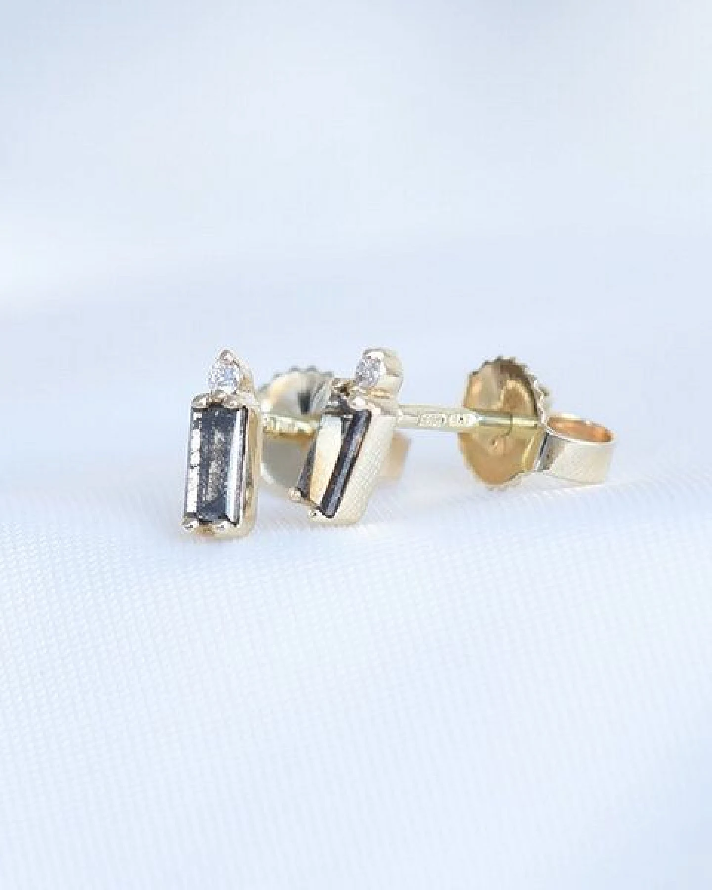 Eppi Ohrringe mit Baguette und Round Diamanten Xene – Ansicht 4