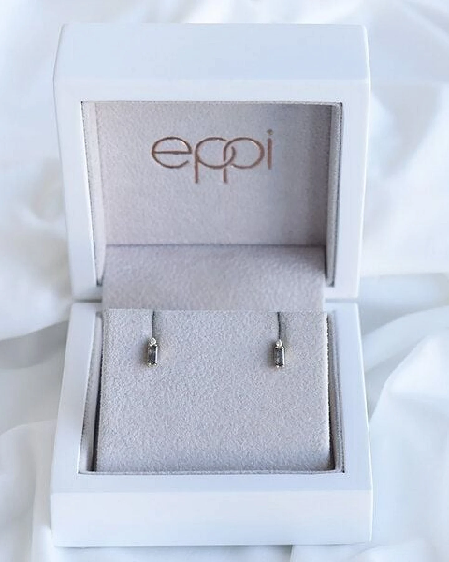 Eppi Ohrringe mit Baguette und Round Diamanten Xene – Ansicht 4