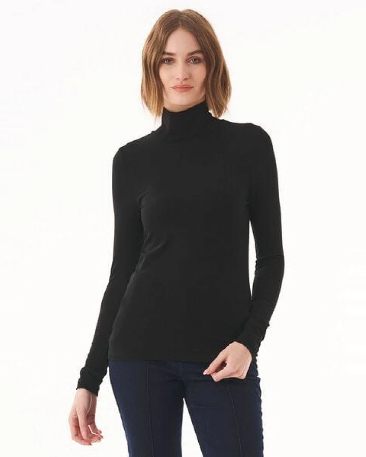 ORGANICATION Langarmshirt aus LENZING ECOVERO mit Rollkragen