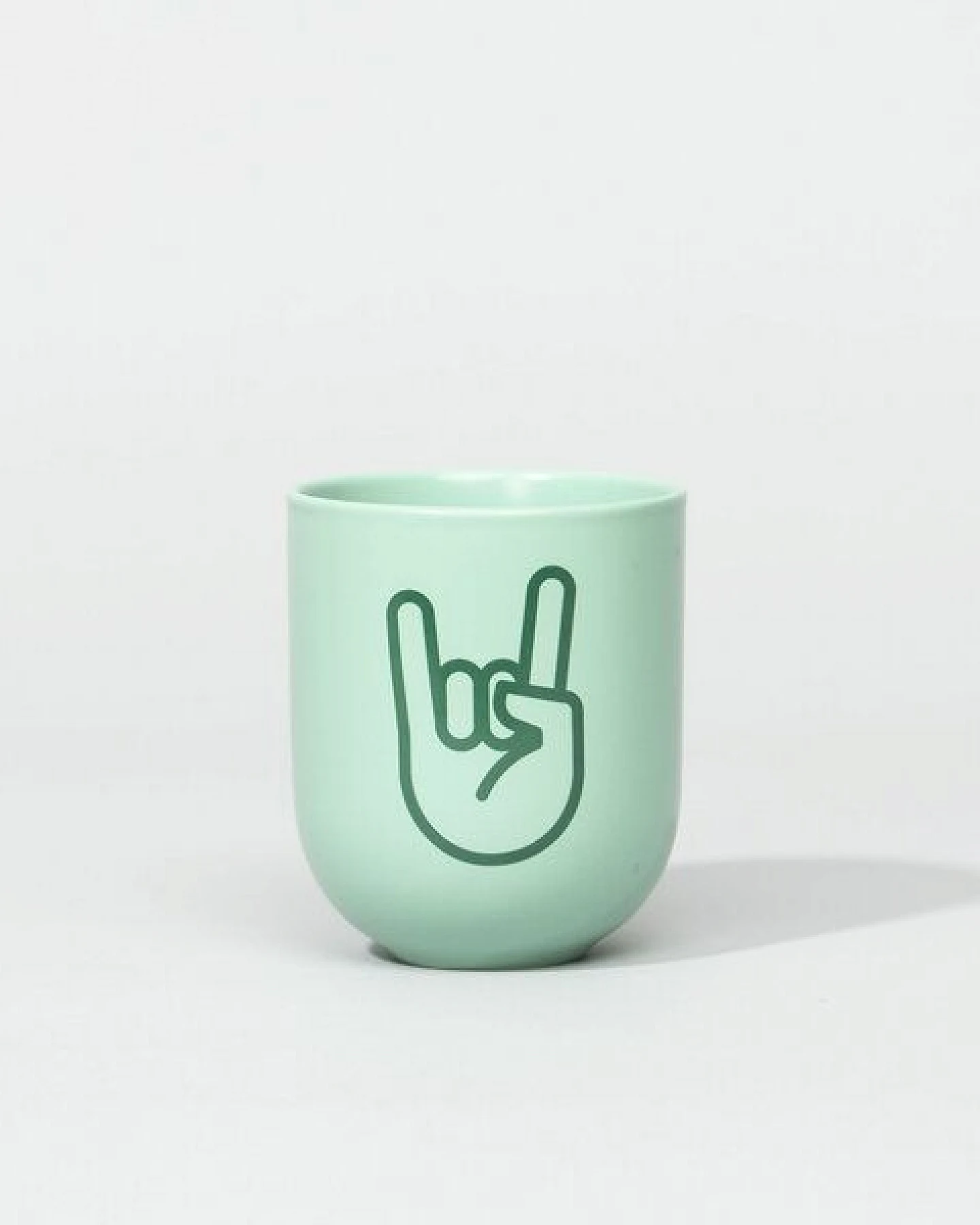 Fyngers Handgemachter Becher aus Porzellan - Modell ROCk´n´ROLL - Füllmenge 330ml - Mattlasur – Ansicht 2