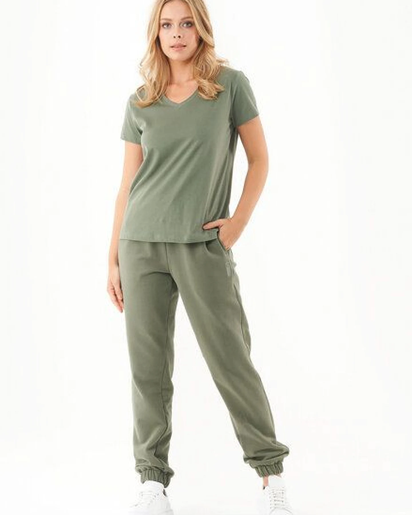 ORGANICATION ESSENTIALS-PERRIE- Soft Touch Sweathose aus Bio-Baumwolle – Ansicht 2