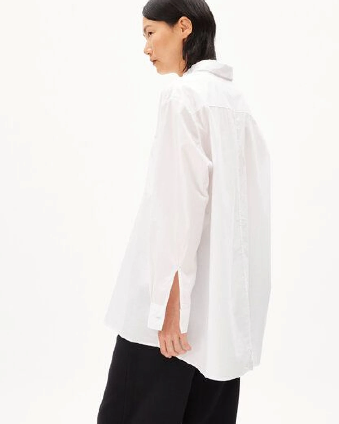 ARMEDANGELS EALGAA - Damen Bluse Loose Fit aus Bio-Baumwolle – Ansicht 2