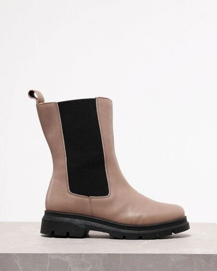 LANIUS Chelsea aus vegetabil gegerbtem Leder