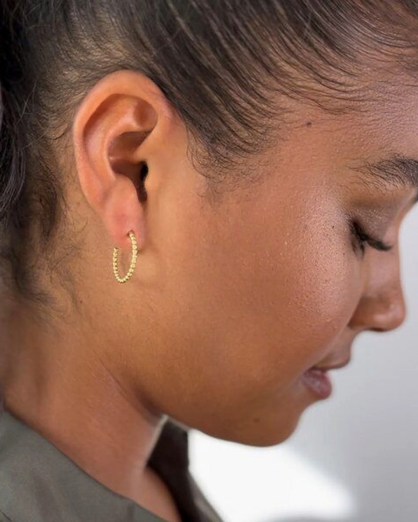 MOANINA Ohrringe Hoops Chia - 925 Silber/18k Gold Vermeil – Ansicht 3