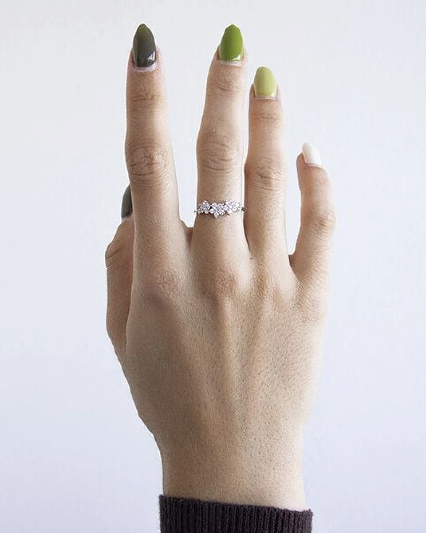 Eppi Ring mit Blumen aus Lab Grown Diamanten Juliet – Ansicht 2