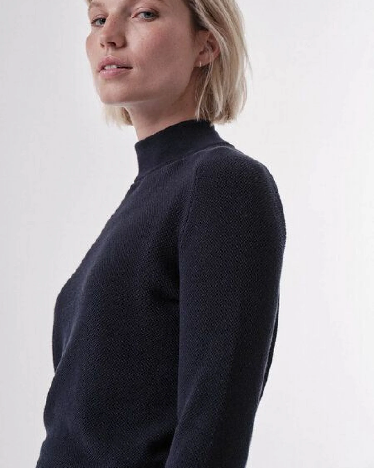 LANIUS Rollkragenpullover aus Bio-Baumwolle – Ansicht 2