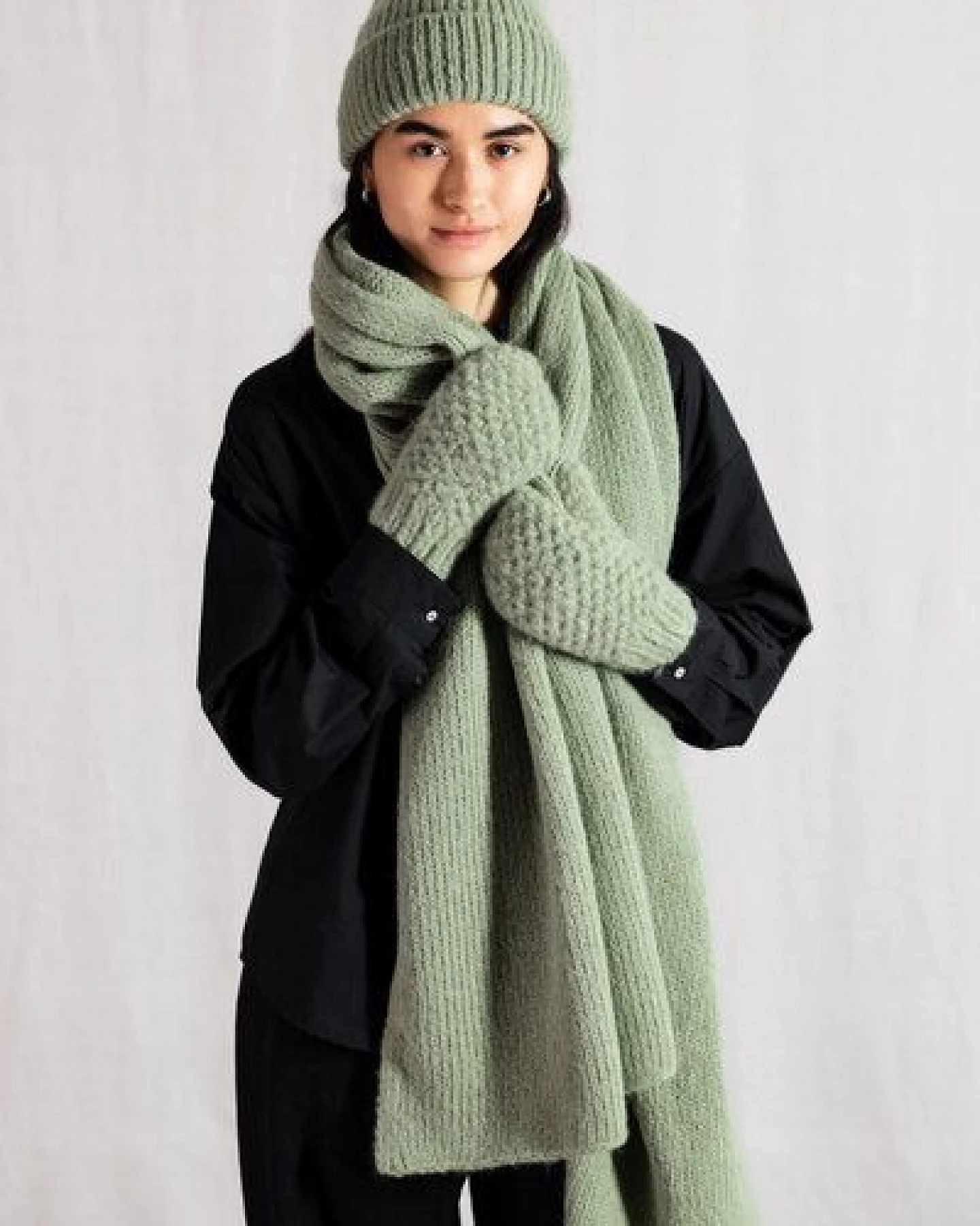 Jyoti - Fair Works Baby-Alpaka Schal Tapabocas – Ansicht 3