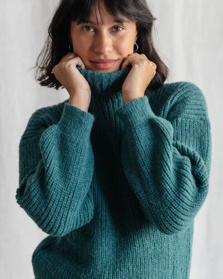 Jyoti - Fair Works Baby-Alpaka Turtleneck Strickpullover Sabeti