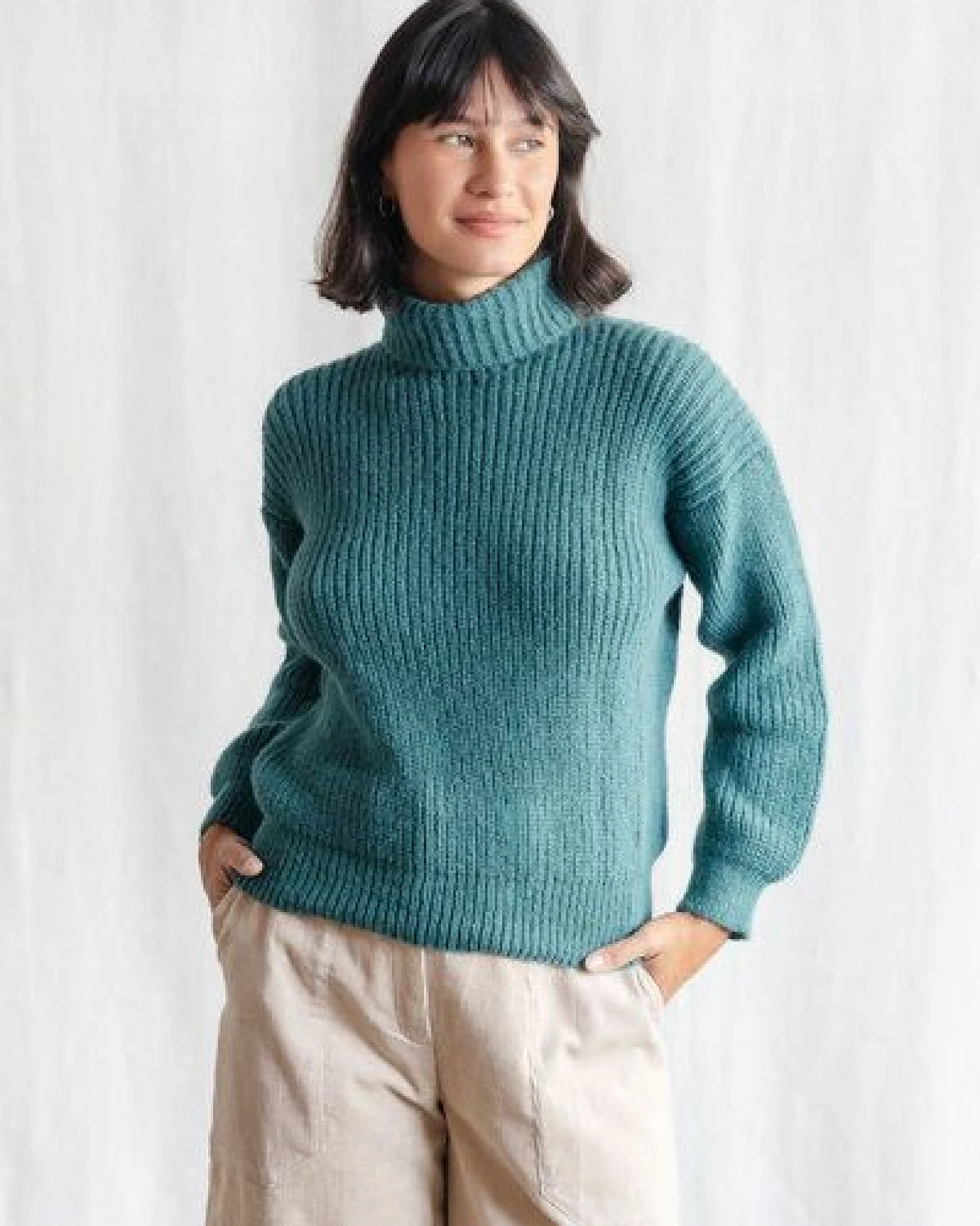 Jyoti - Fair Works Baby-Alpaka Turtleneck Strickpullover Sabeti – Ansicht 4