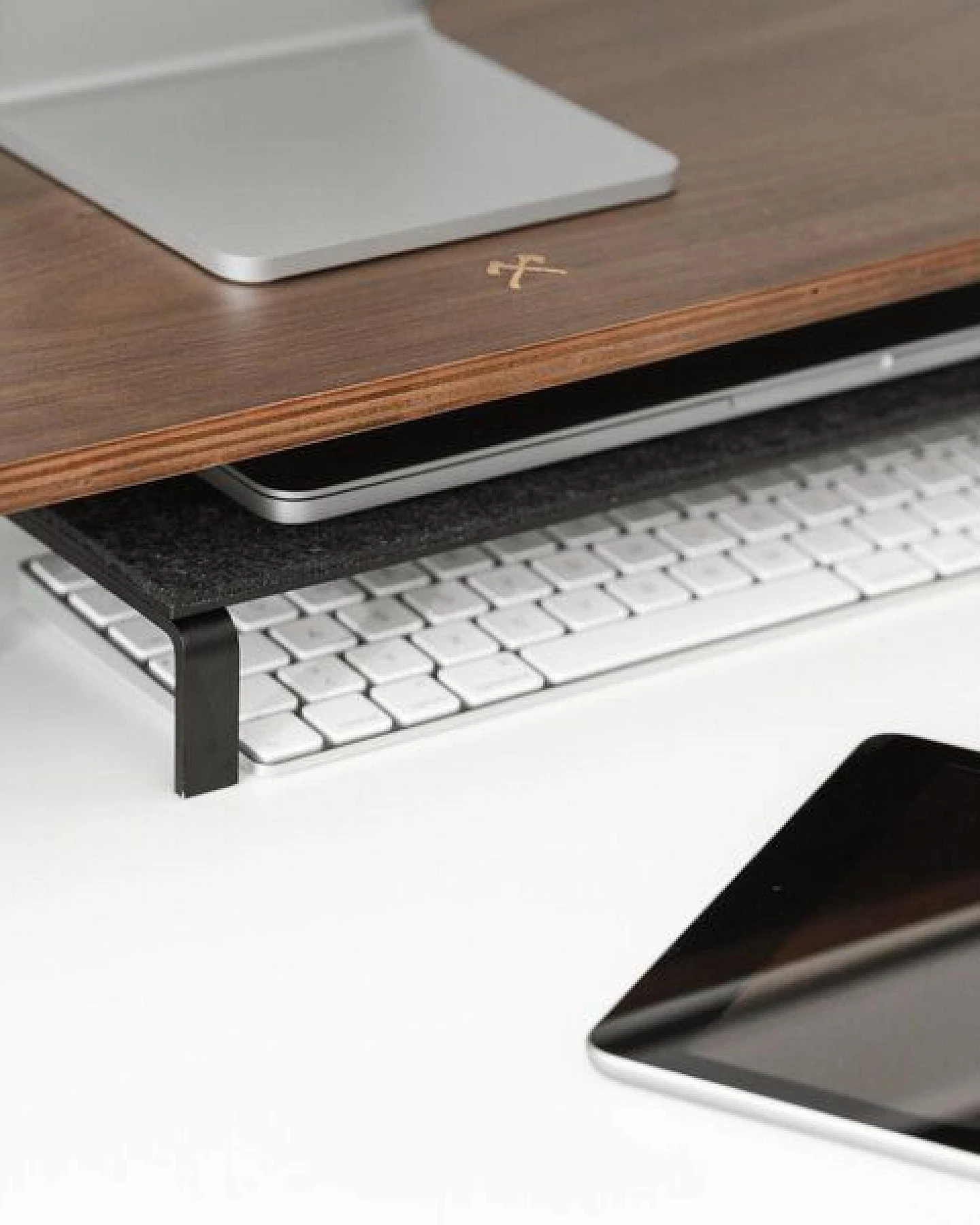 Woodcessories Monitorständer aus Holz – Ansicht 4
