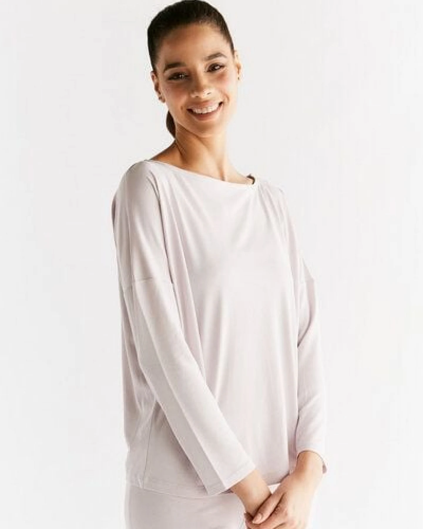 "True North" Damen Yogashirt aus TENCEL Modal – Ansicht 4