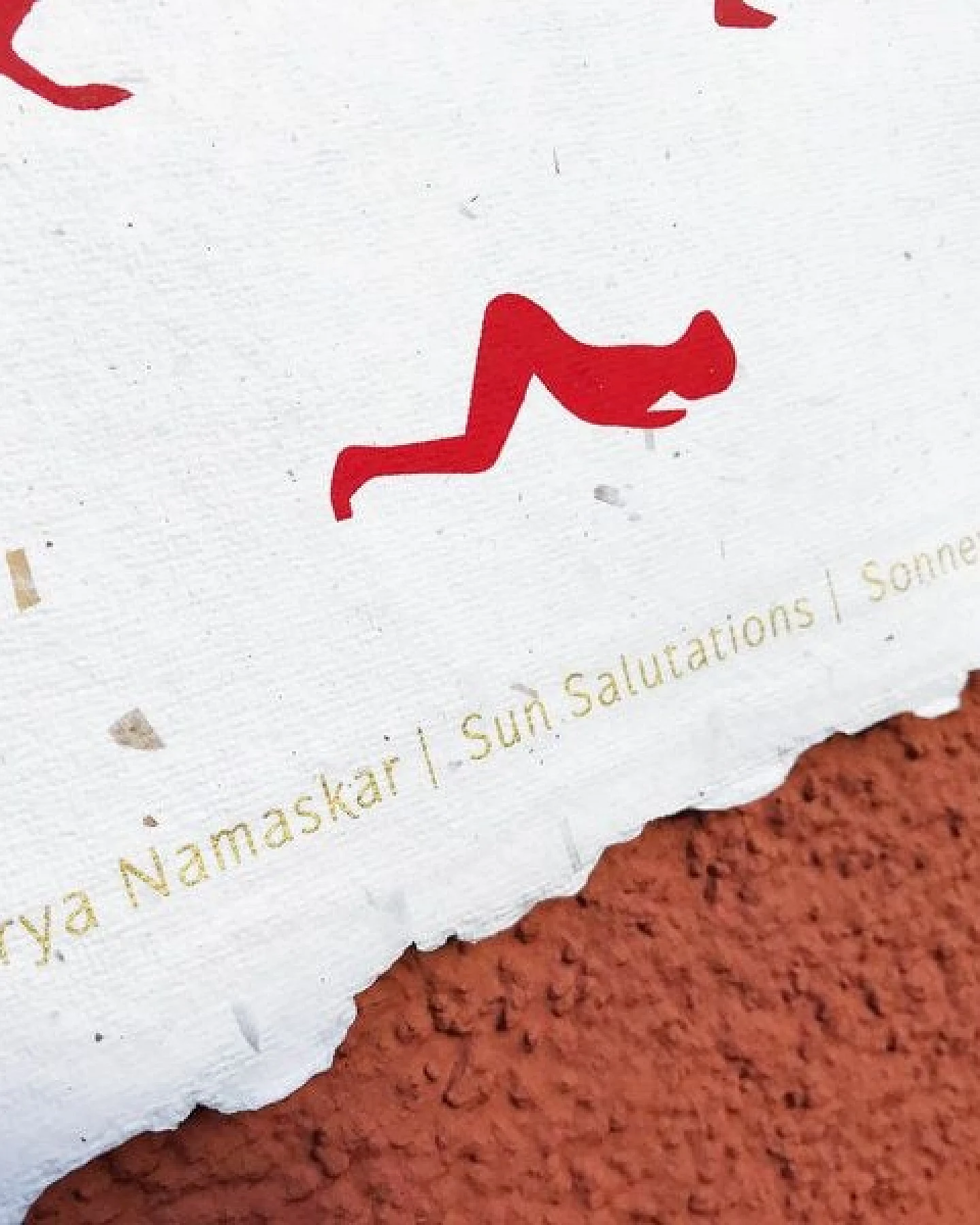 Sundara Yoga-Poster "Sonnengruß" aus handgeschöpftem Papier – Ansicht 4