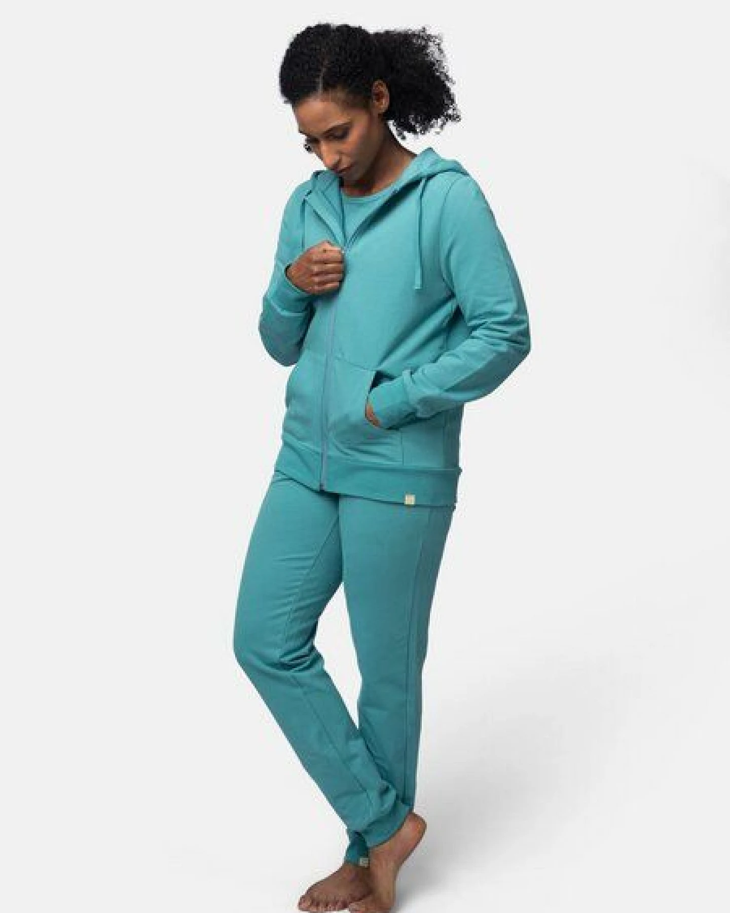 greenjama Damen Hoodie in weicher Sweat Qualität, GOTS-zertifiziert – Ansicht 2