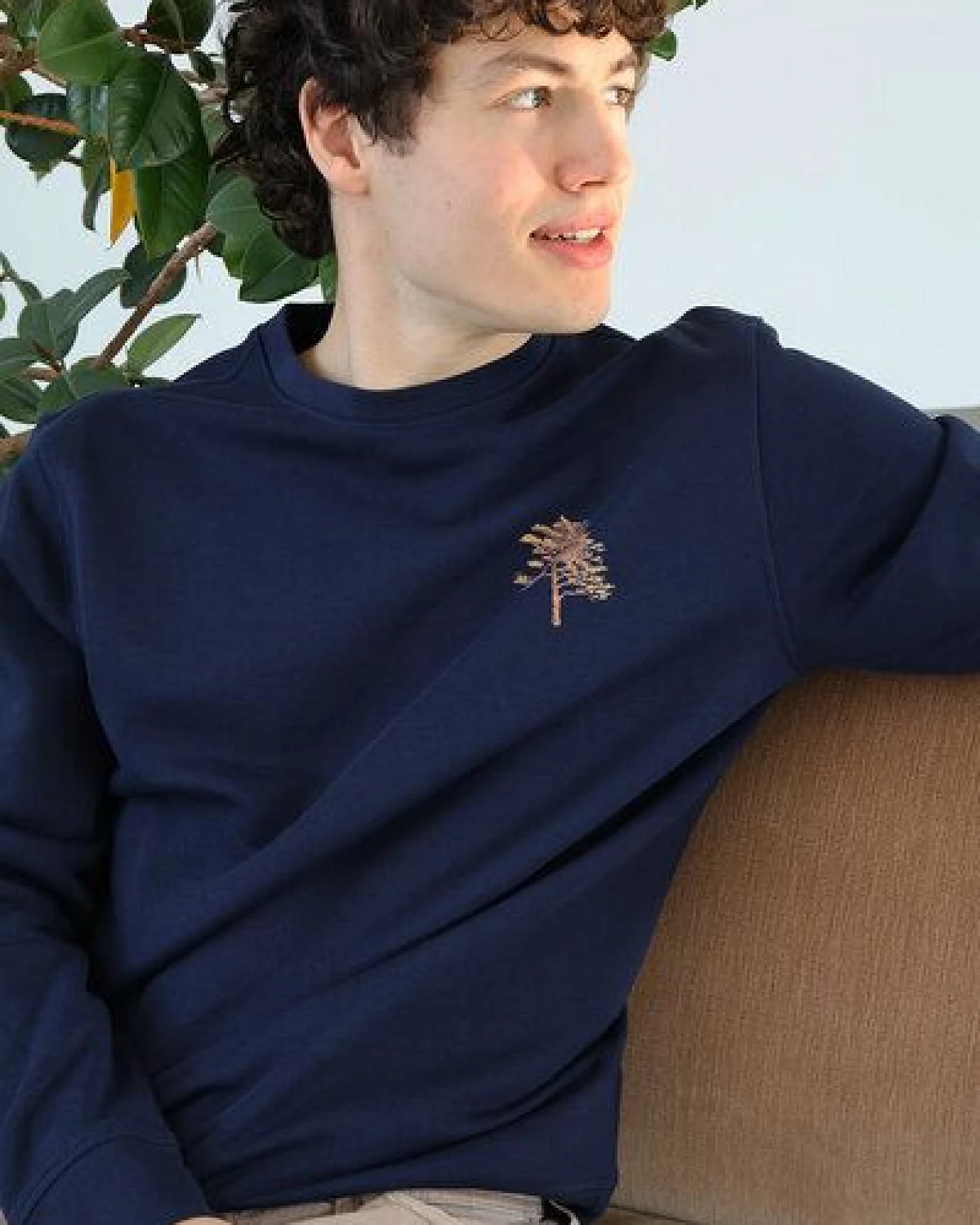Kultgut Tree in echter Woodoptik/ Vegan - Pullover flauschig & gemütlich – Ansicht 2