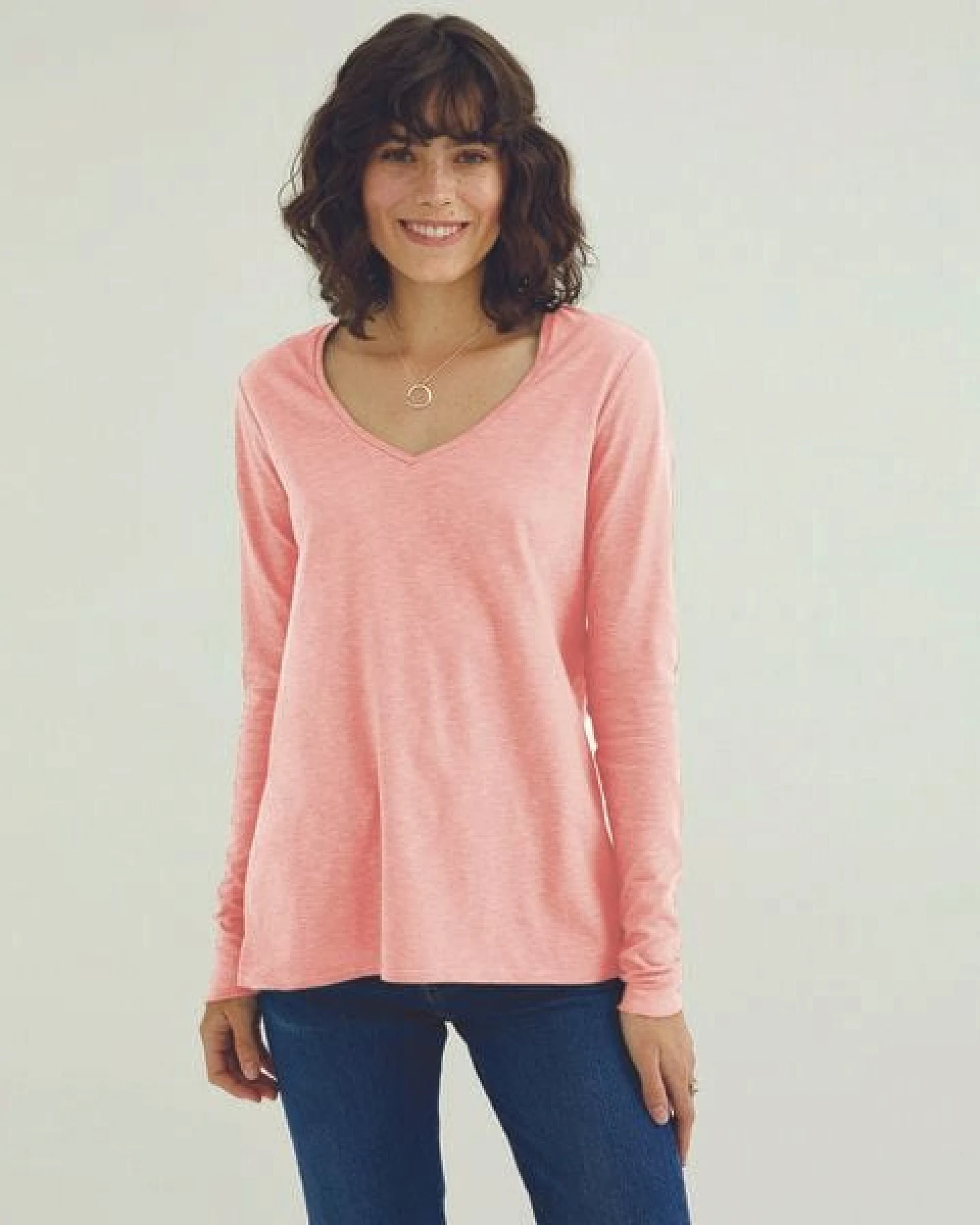 d'Els Esterella Damen V-Neck Langarm T-Shirt aus Flame Bio Baumwolle – Ansicht 3