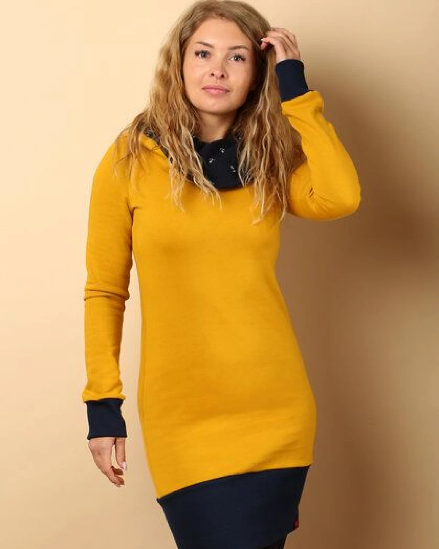 Die rote Zora Hoodiekleid Nord & Ostsee – Ansicht 2