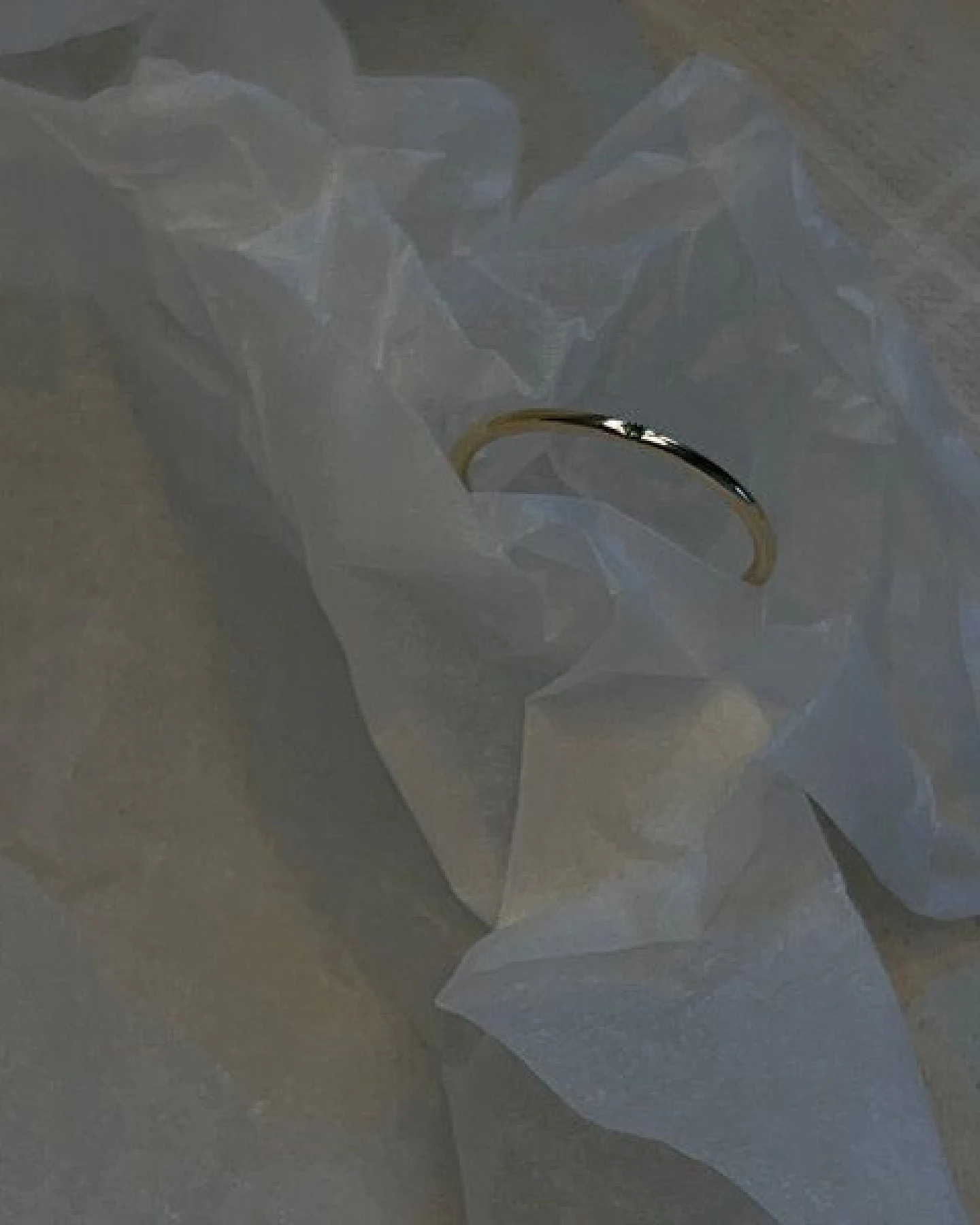 Jonathan Radetz Jewellery Ring REMEMBER, Gold 585, 14 karat, farbiger Diamant, Größe 48 - 60, Handmade – Ansicht 3