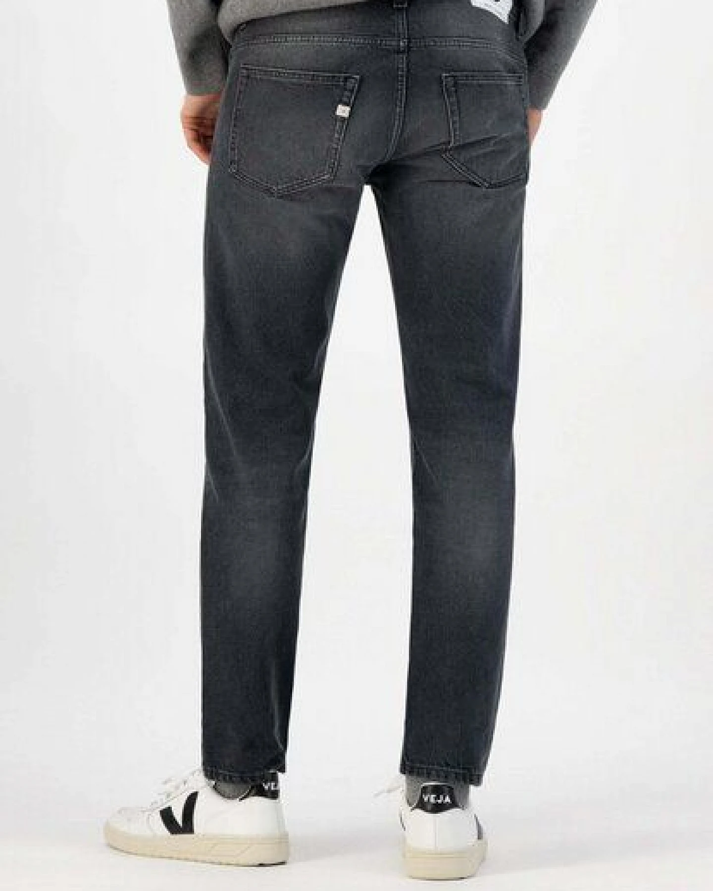 MUD Jeans Regular Dunn Stretch mit aus Bio-Baumwolle und recycelter Baumwolle – Ansicht 2