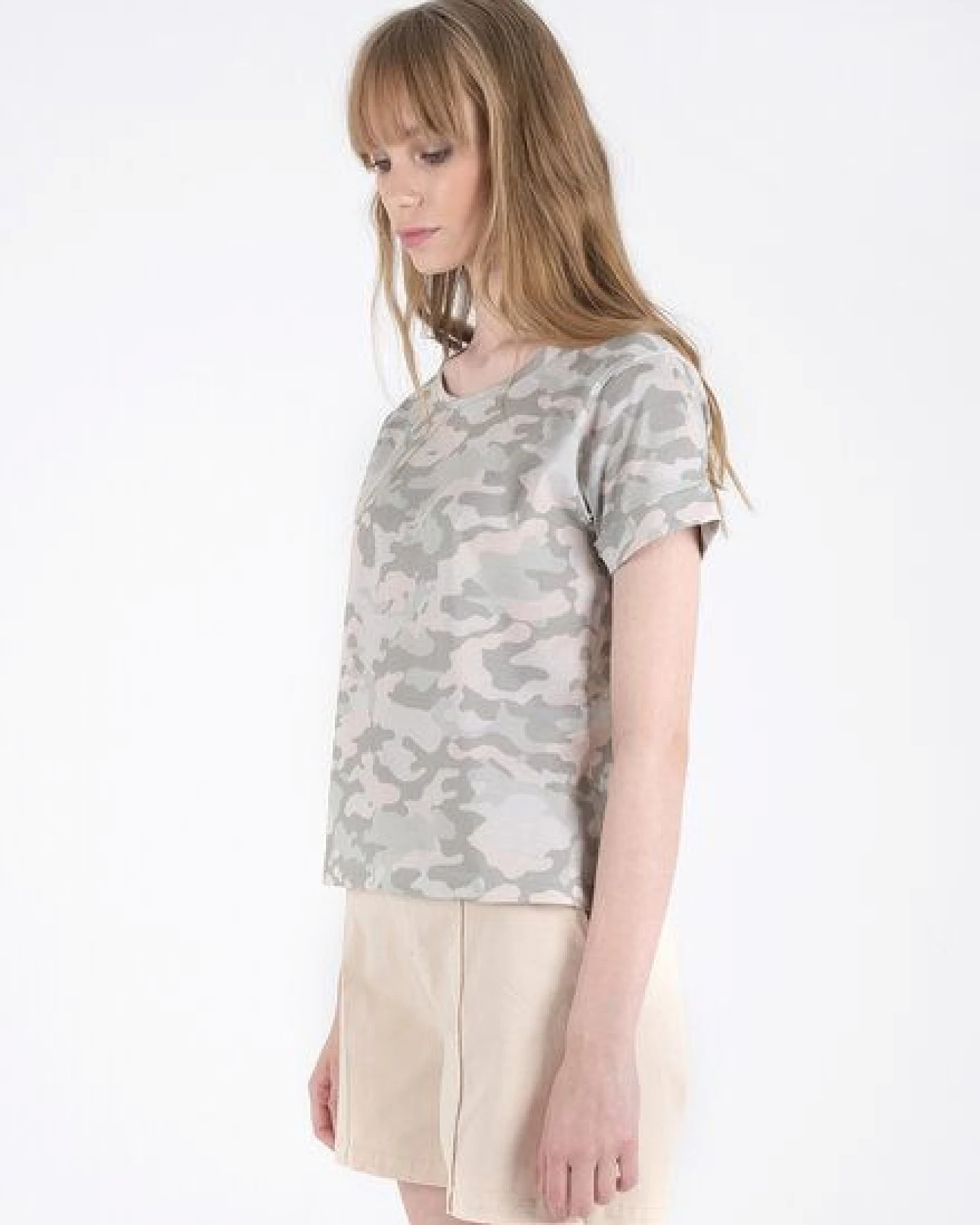 ORGANICATION T-Shirt aus Bio-Baumwolle mit Camouflage-Muster – Ansicht 3
