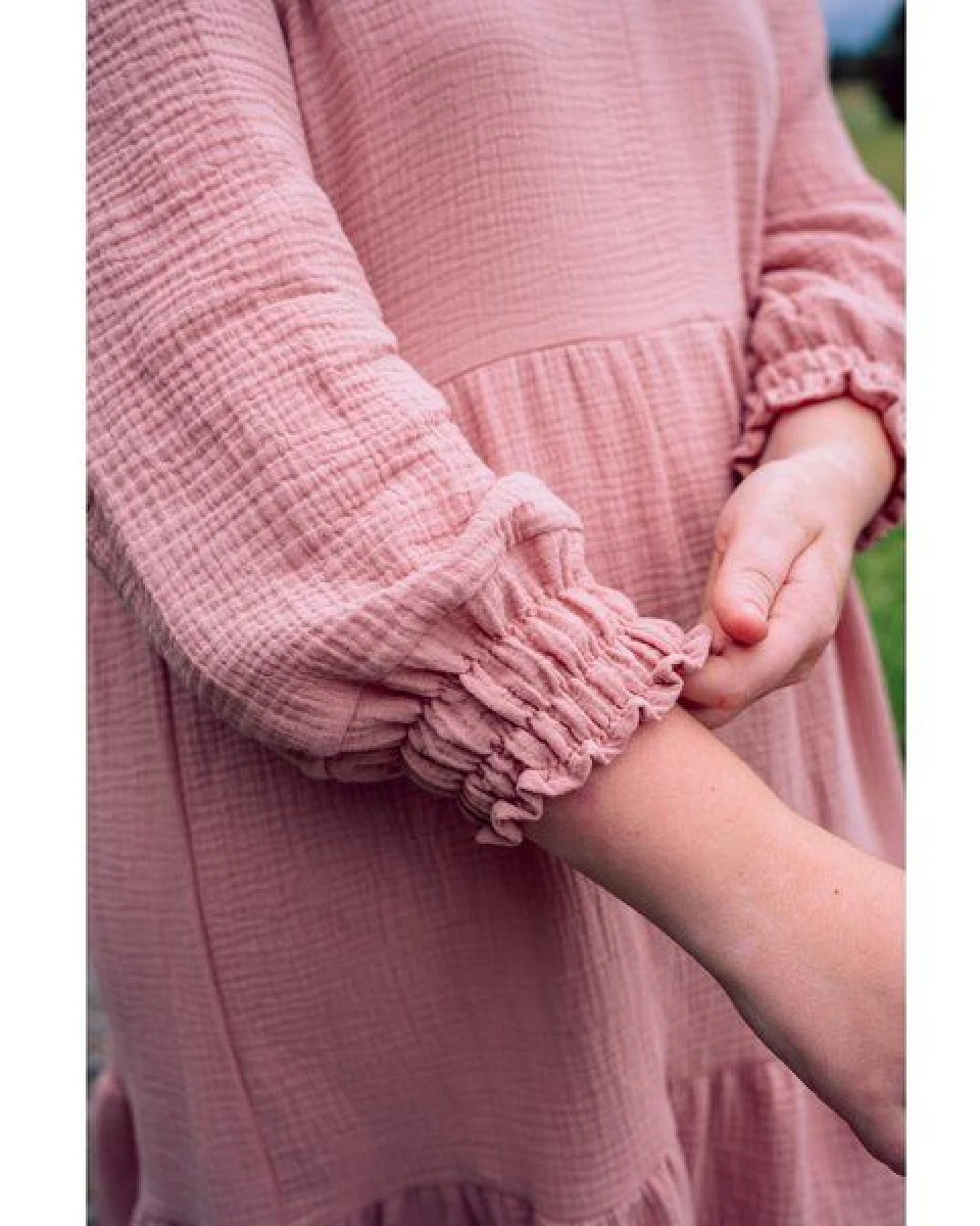 Hutch&Putch Musselin Kleid - Maxikleid - Sommerkleid - 100% Bio-Baumwolle - Rüschen Kragen - elastischer Bund - trendige Volants – Ansicht 2