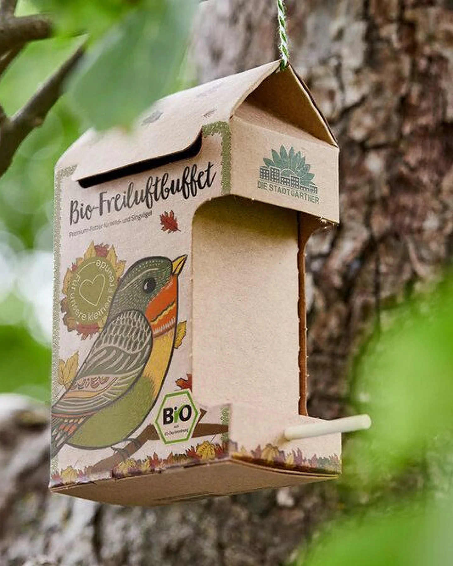 Die Stadtgärtner BIO-Futterstation für Vögel I Wetterfestes Vogelhaus aus Naturkarton – Ansicht 2