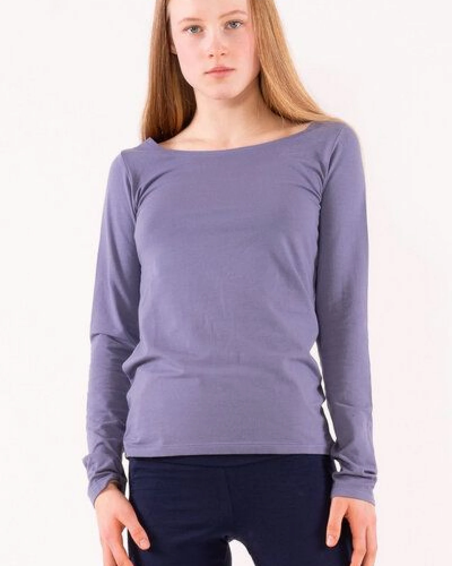 YOIQI Langarmshirt mit weitem Halsausschnitt in hellblau – Ansicht 2
