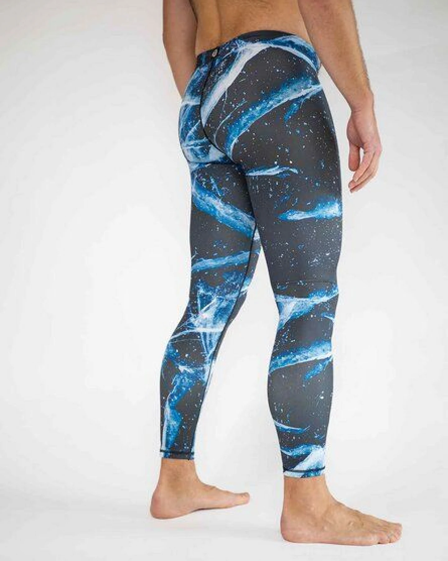 Arctic Flamingo Bunte Lauf Tights Herren aus ECONYL® regeneriertem Nylon – Ansicht 2