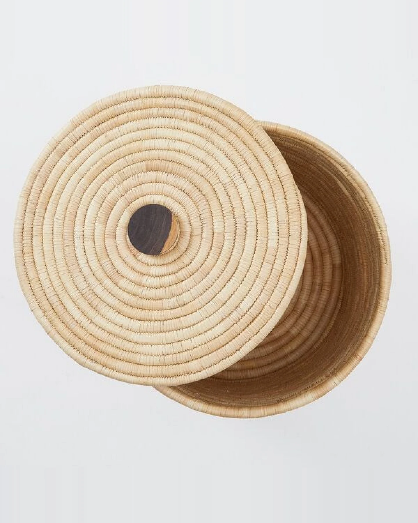 By Native Wäschekorb mit Deckel aus Palmfaser, handgeflochten – Ansicht 4