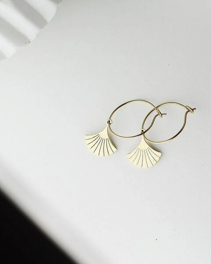 Creolen in 20mm / 25mm mit Ginkgo Blatt Anhänger ca. 16x14mm (Ø1.4mm) von Elektropulli