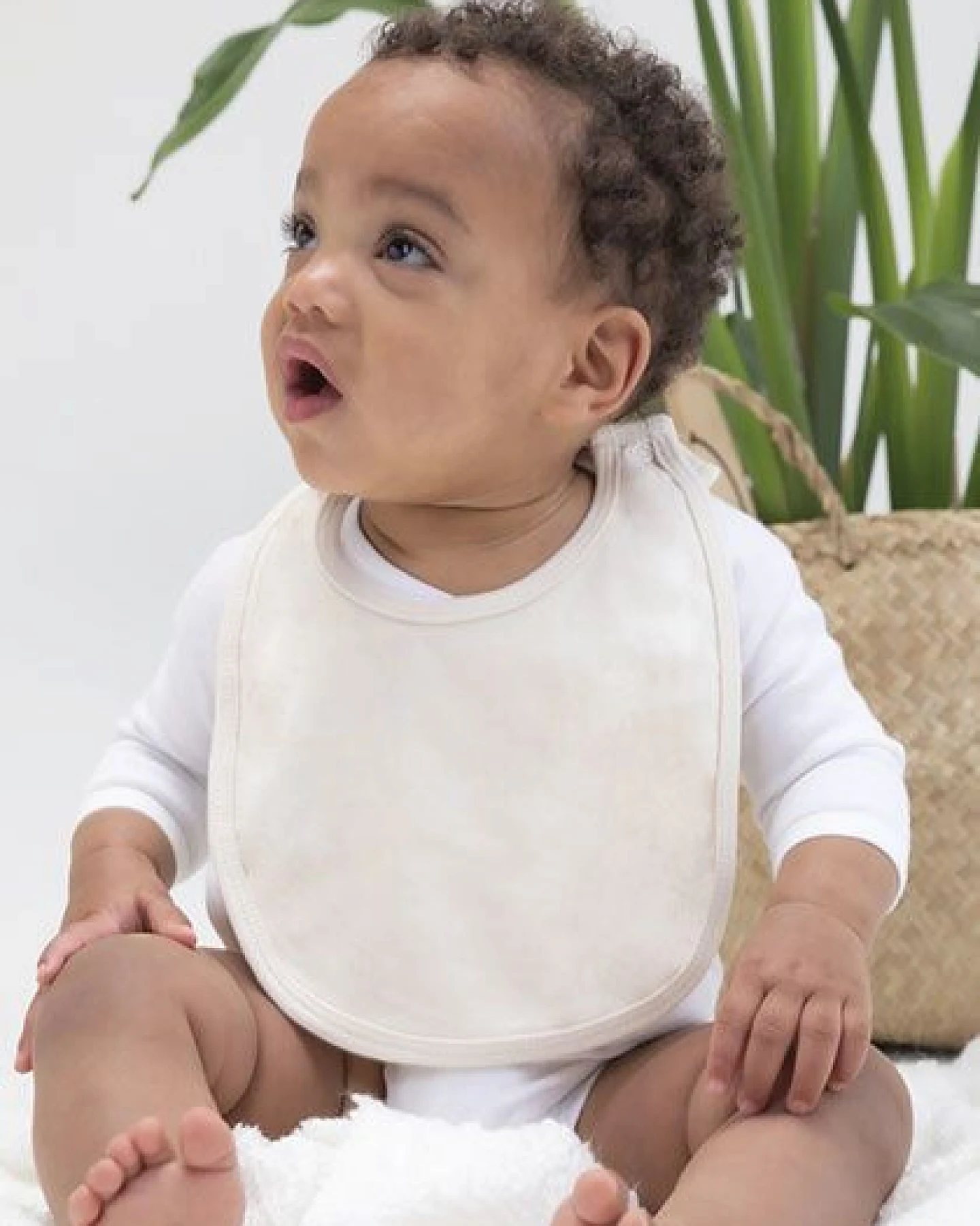 Babybugz Baby Lätzchen Spucktuch mit Druckkopf-Verschluss am Nacken Vegan – Ansicht 2