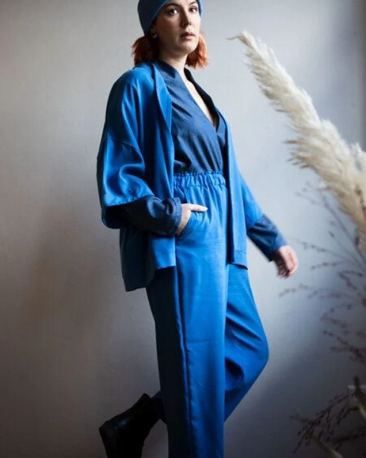 Blau