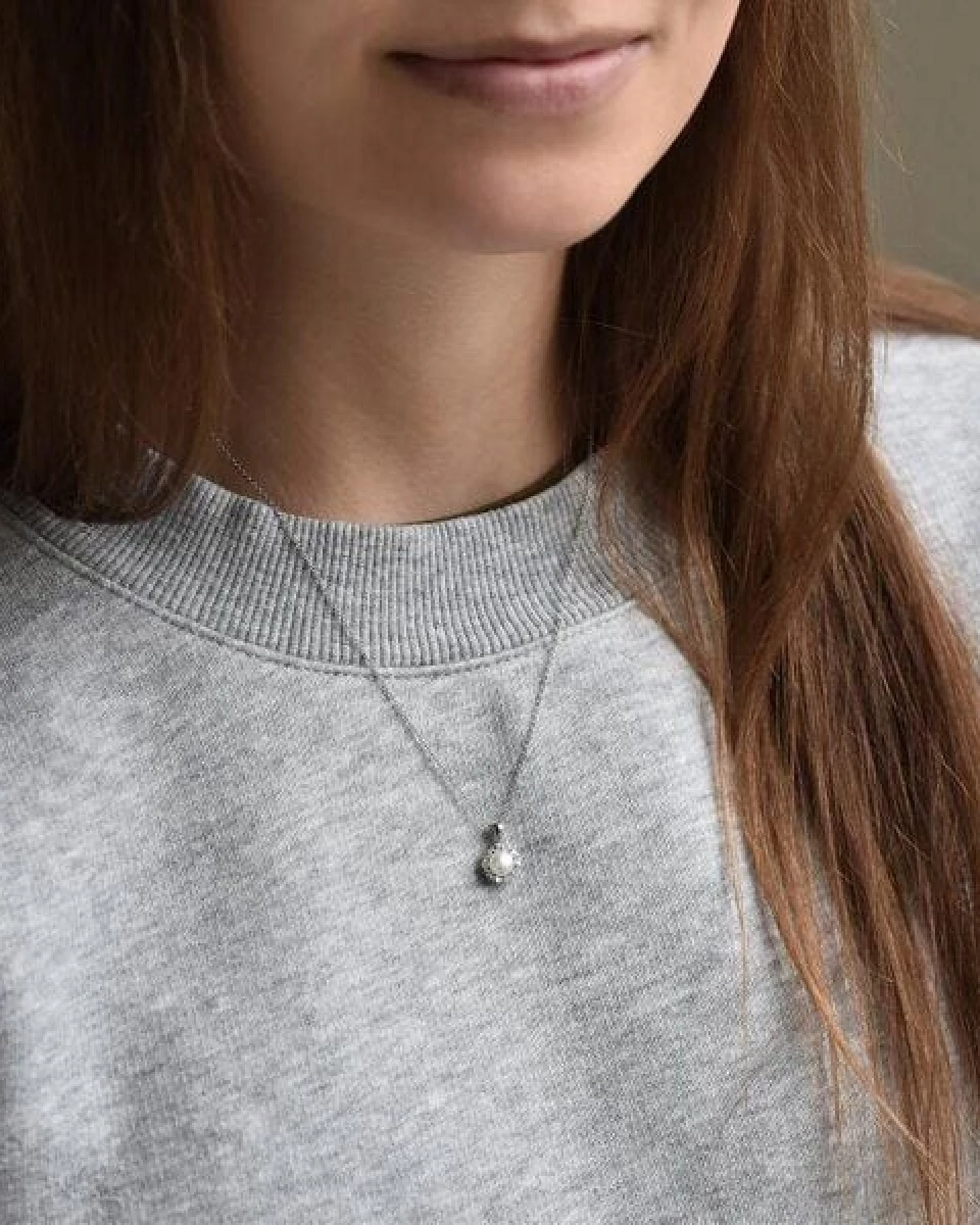 Eppi Goldene Halo-Halskette mit Perle und Diamanten Maviga – Ansicht 4