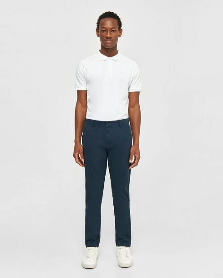 KnowledgeCotton Apparel Chinohose - LUCA Slim Fit chino pant - mit Bio-Baumwolle