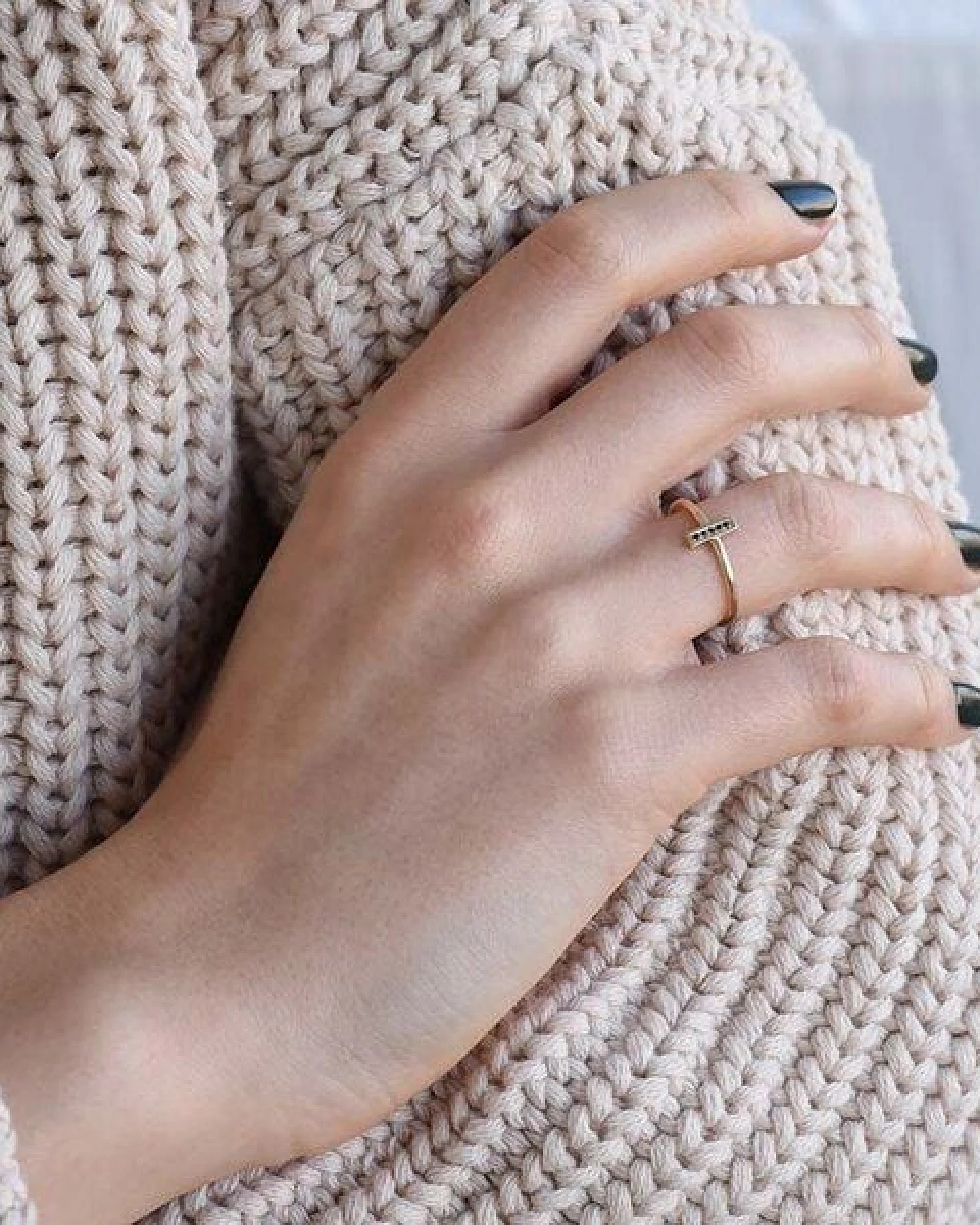 Eppi Goldener Ring mit schwarzen Diamanten Mahir – Ansicht 3