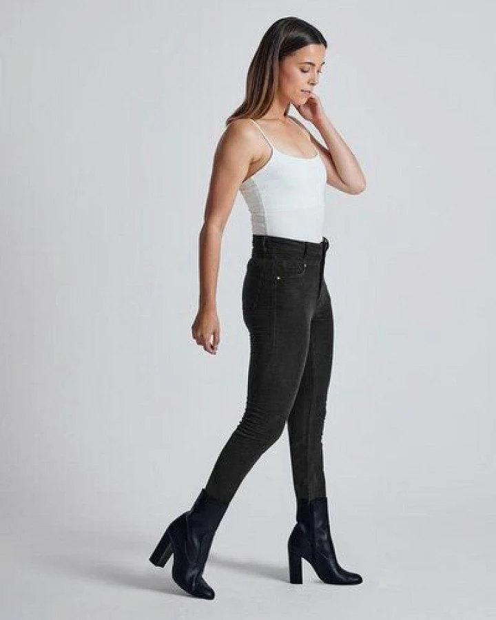 Flax and Loom Cordhose High Waist Skinny aus Bio-Baumwolle Modell: Nina