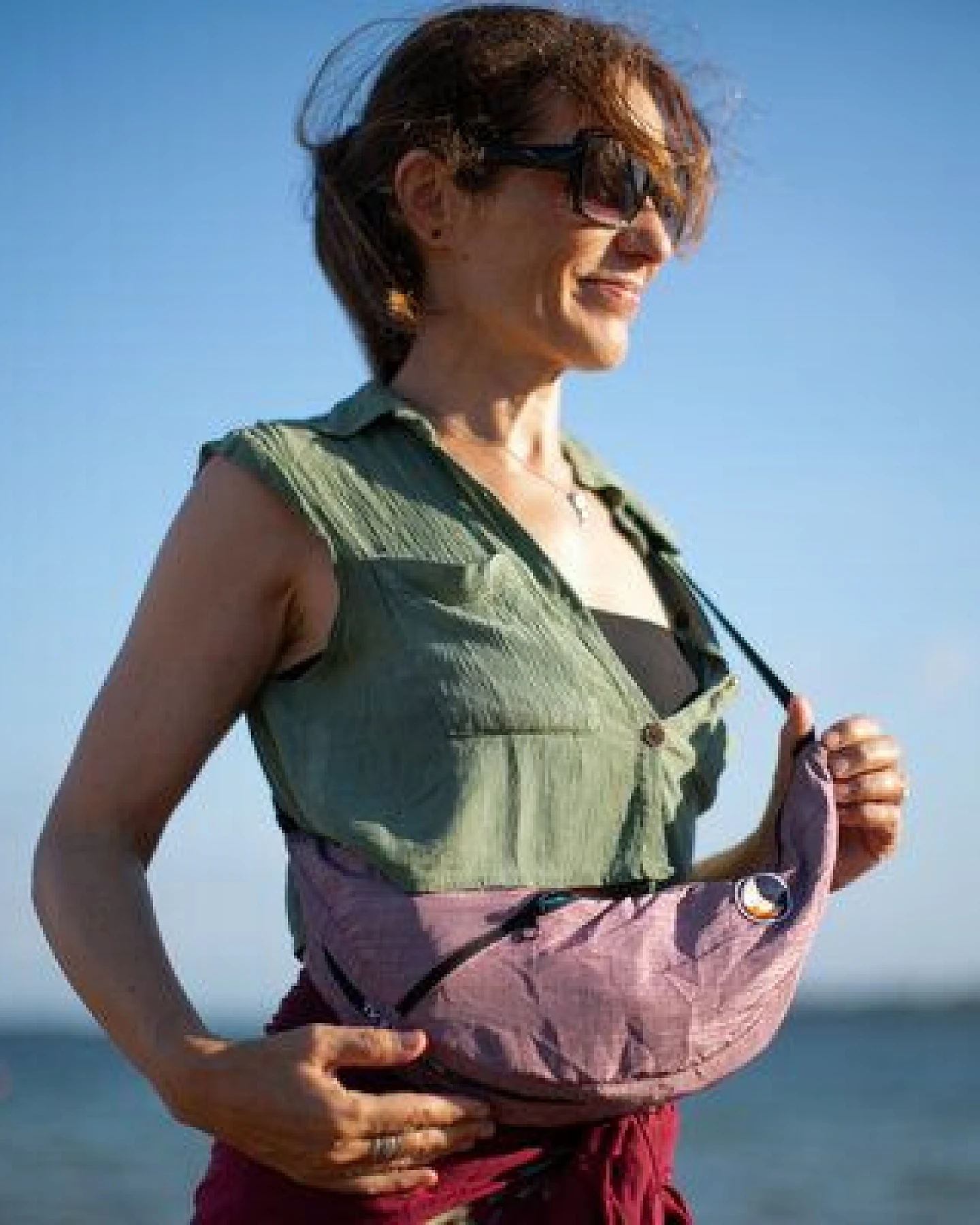 Ticket to the Moon upcycled Bauchtasche/Crossbody Umhängetasche "Sling Bag" – Ansicht 2