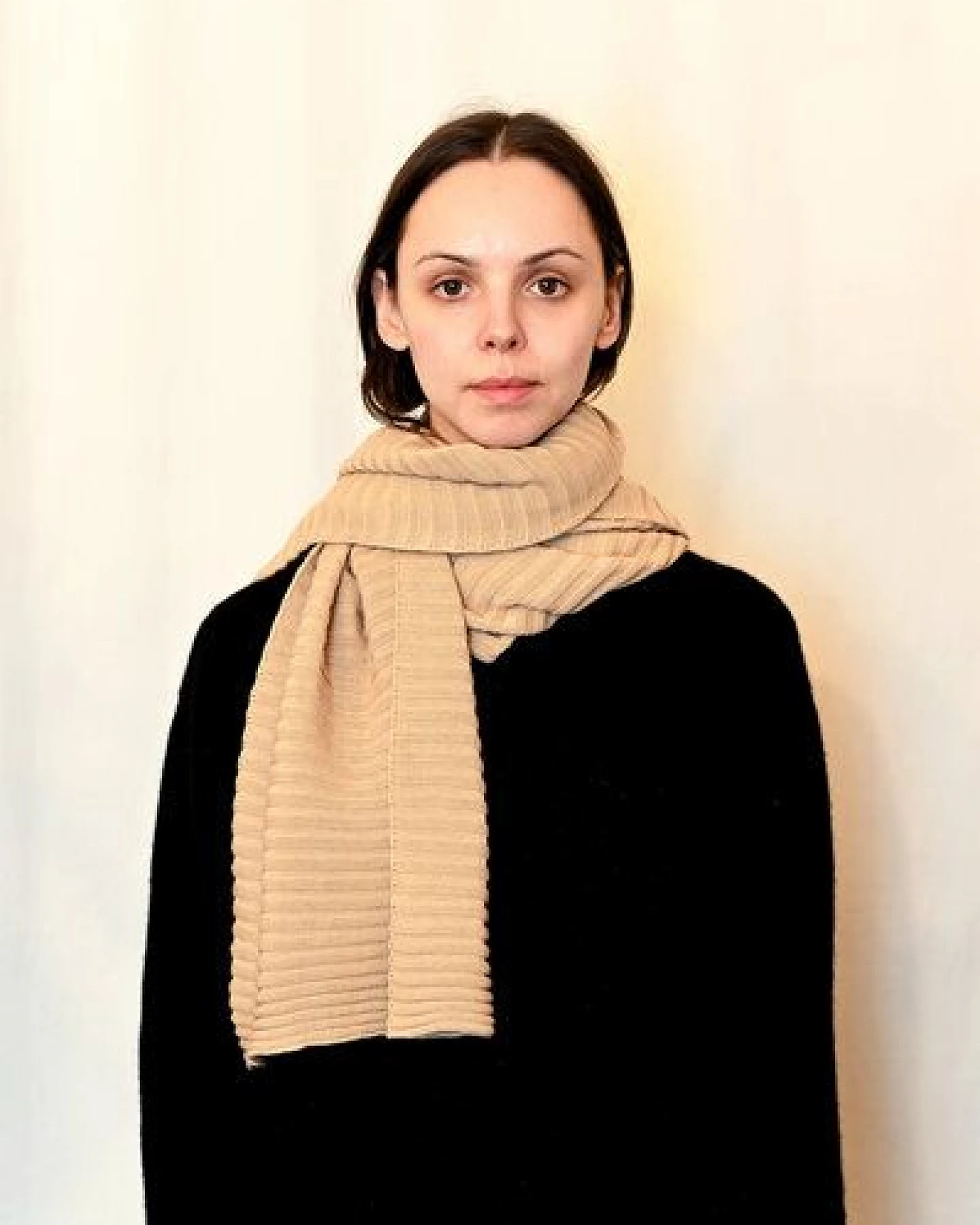 Studio Hertzberg Langer Strickschal aus 100% Bio Baumwolle_made in Italy – Ansicht 3