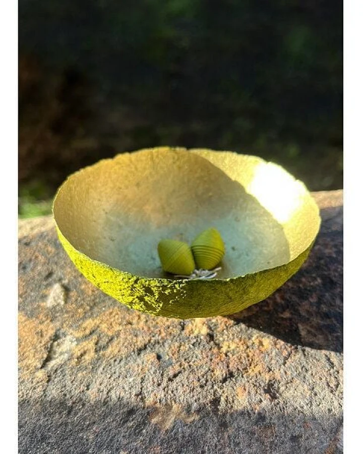 Grün