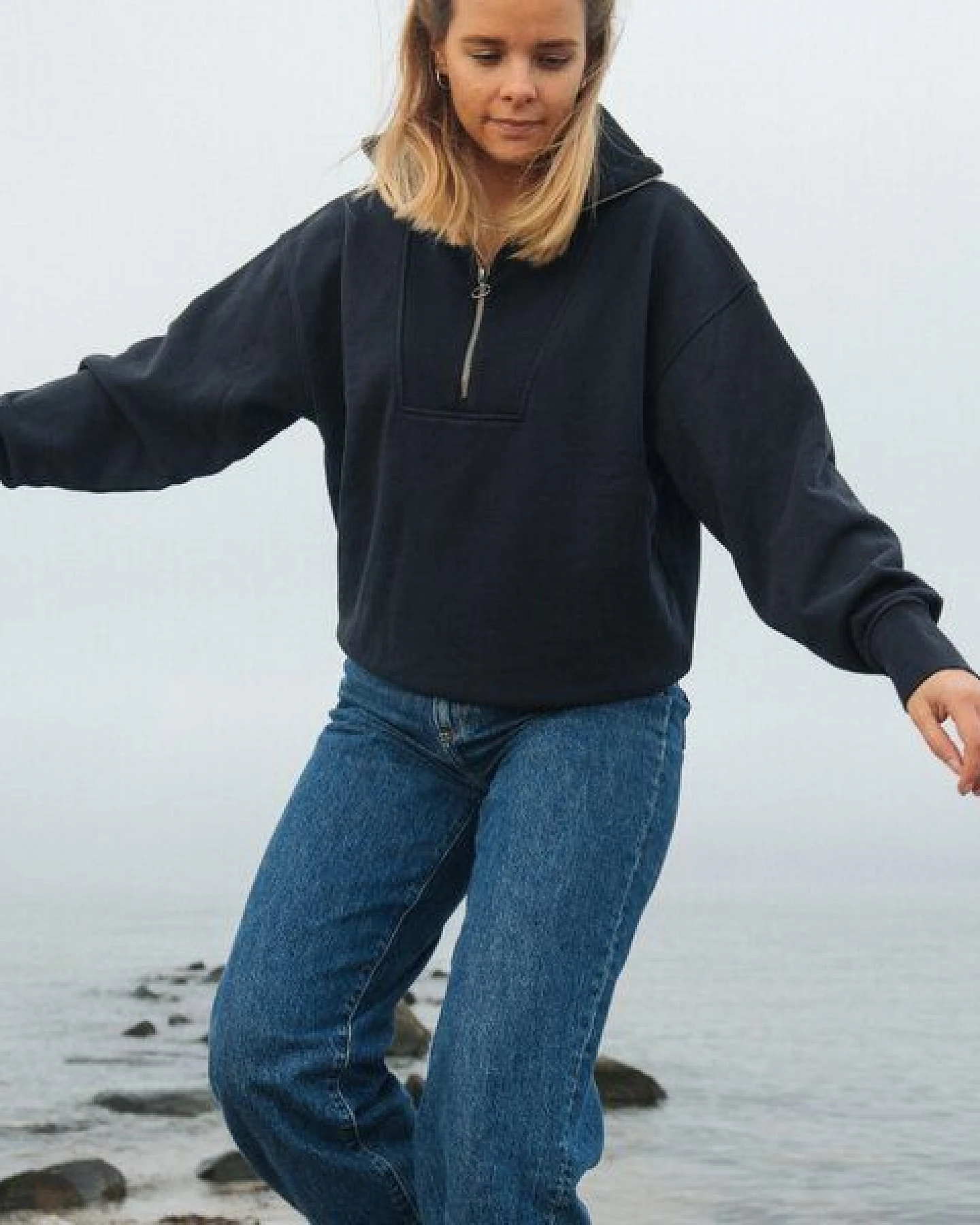 BRIT – Half-Zip Sweater (Damen) aus 100% Bio-Baumwolle (GOTS) von SALZWASSER – Ansicht 4