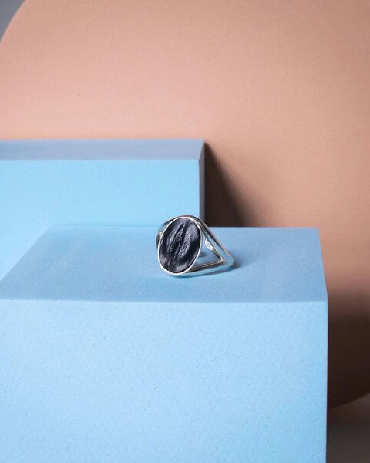 Himal Hemp VULVA GEMS Ring Gr. 52-58 aus 925 Sterling Silber mit biologisch abbaubarem 3D-Druck (Schmuck) – Ansicht 2
