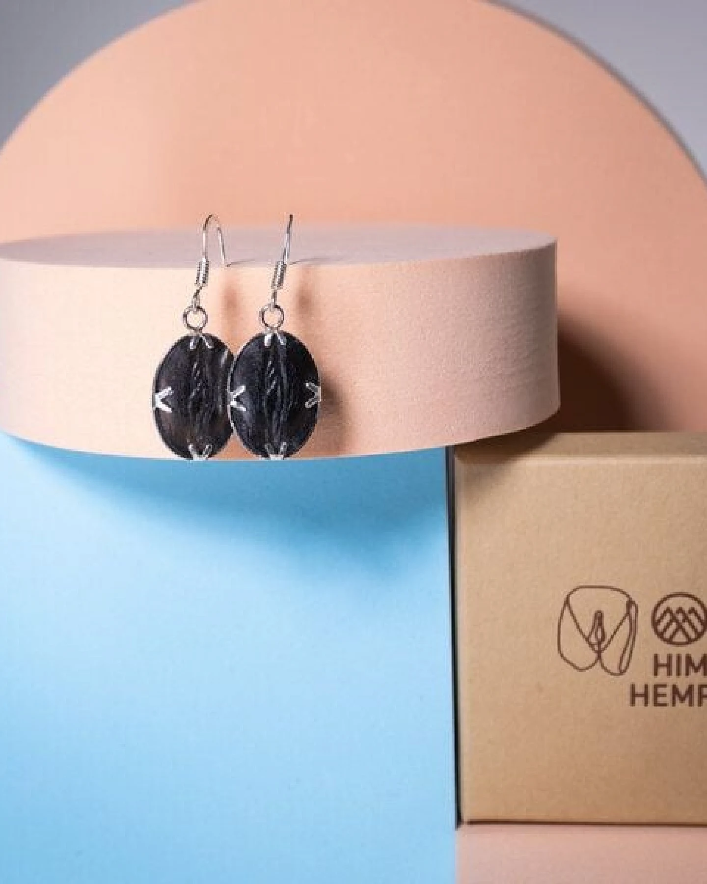 Himal Hemp VULVA GEMS Ohrhänger 925 Sterling Silber mit biologisch abbaubarem 3D-Druck (Schmuck) – Ansicht 3