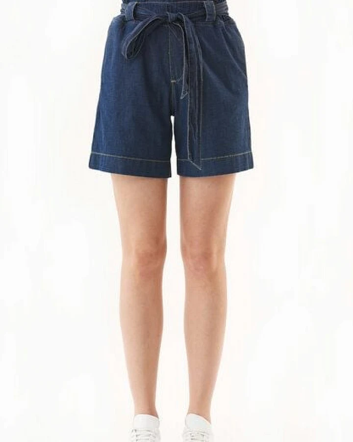 ORGANICATION Paperbag-Shorts aus Bio-Baumwolle in Denim-Optik
