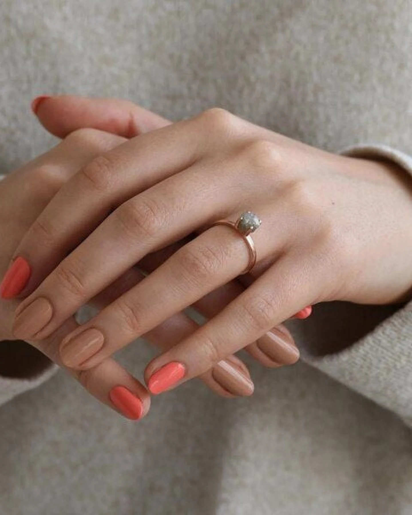 Eppi Goldener Ring mit Rohdiamant Nemy – Ansicht 3
