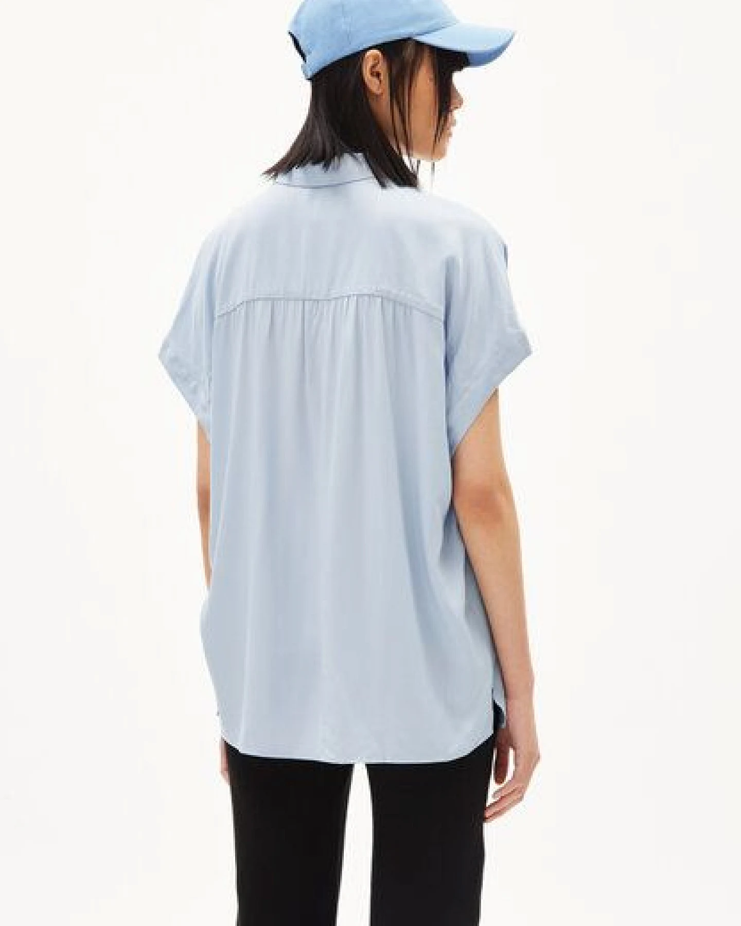 ARMEDANGELS ZONYAA - Damen Bluse Relaxed Fit aus LENZING ECOVERO Viskose – Ansicht 2