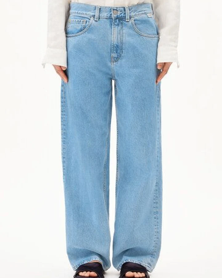 Produktseite: ARMEDANGELS HAAYI Damen Baggy Jeans recycelte Baumwolle
