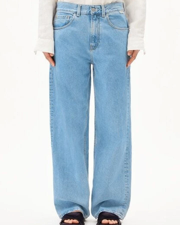 Produktseite: ARMEDANGELS HAAYI Damen Baggy Jeans recycelte Baumwolle
