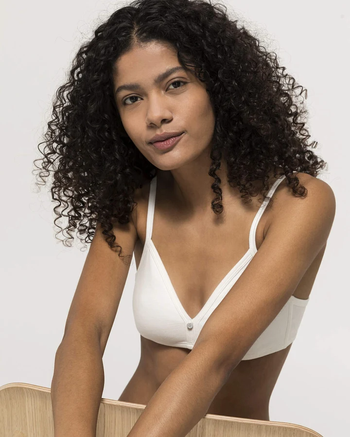 hessnatur Damen Triangel BH bügellos COTTON FEEL aus Bio-Baumwolle - weiß - Größe 70A