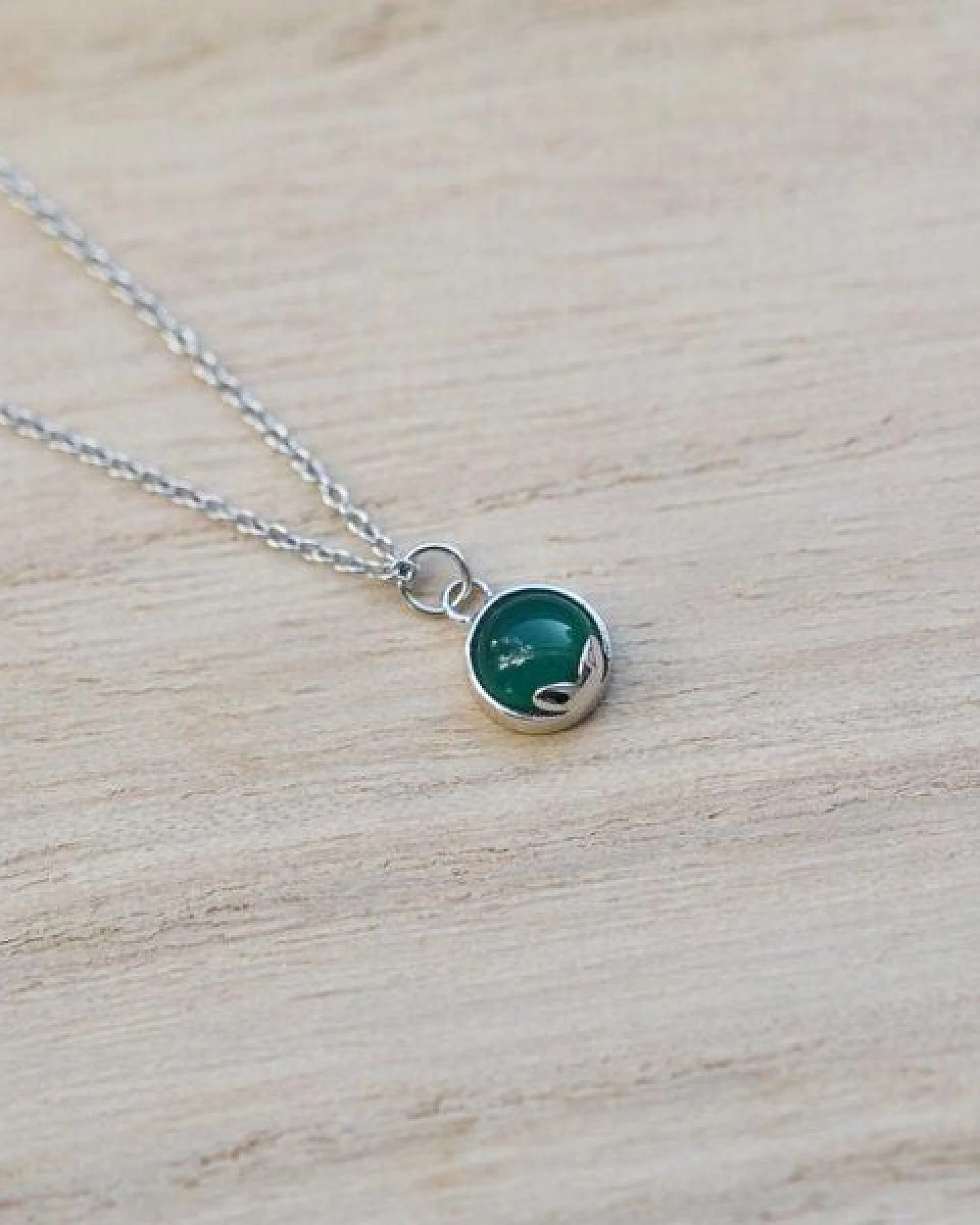 Eppi Goldkette mit Onyx-Cabochon Anhänger Azalea – Ansicht 3