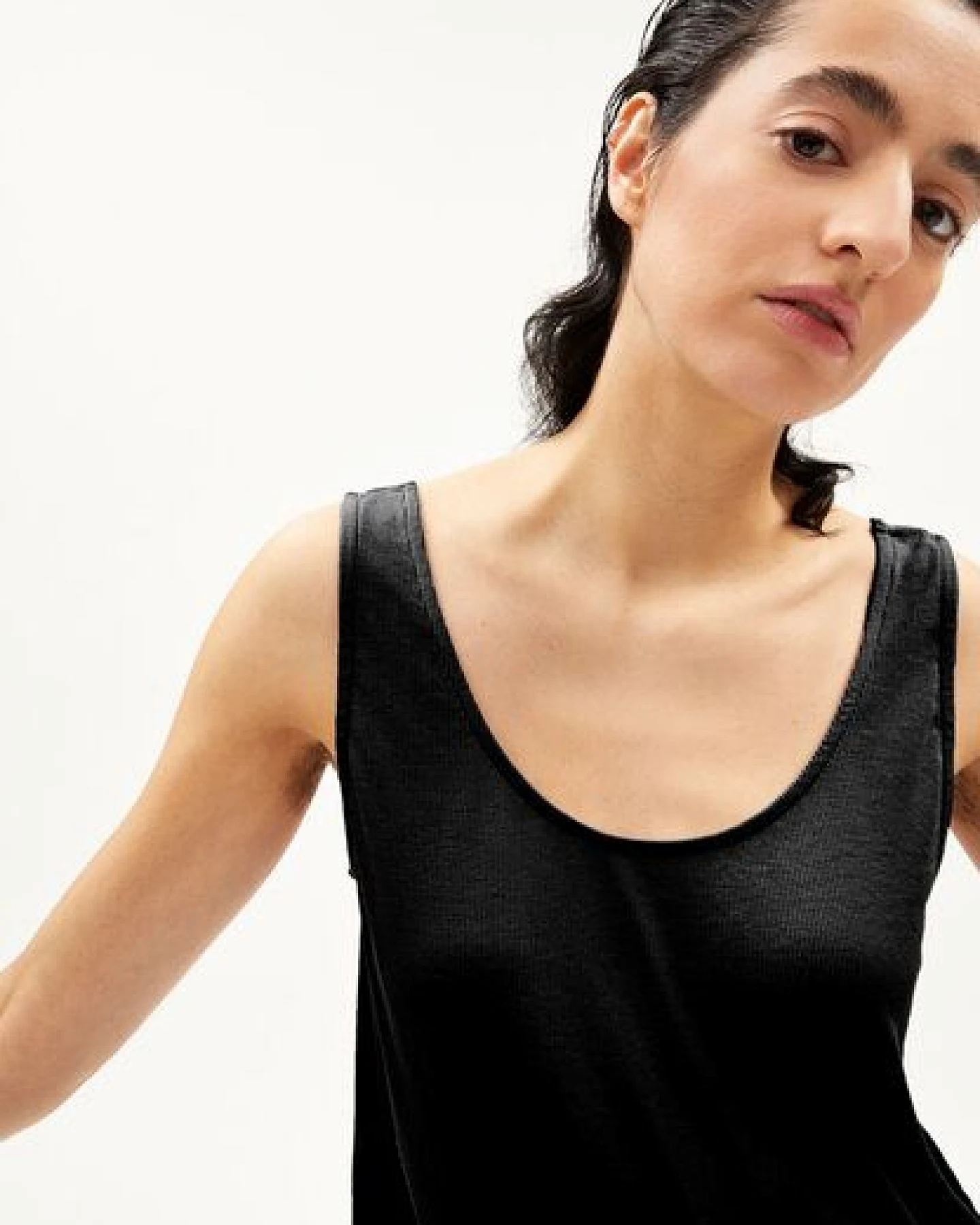 ARMEDANGELS MINAAMI Damen Ripp-Top aus TENCEL Lyocell Mix – Ansicht 3